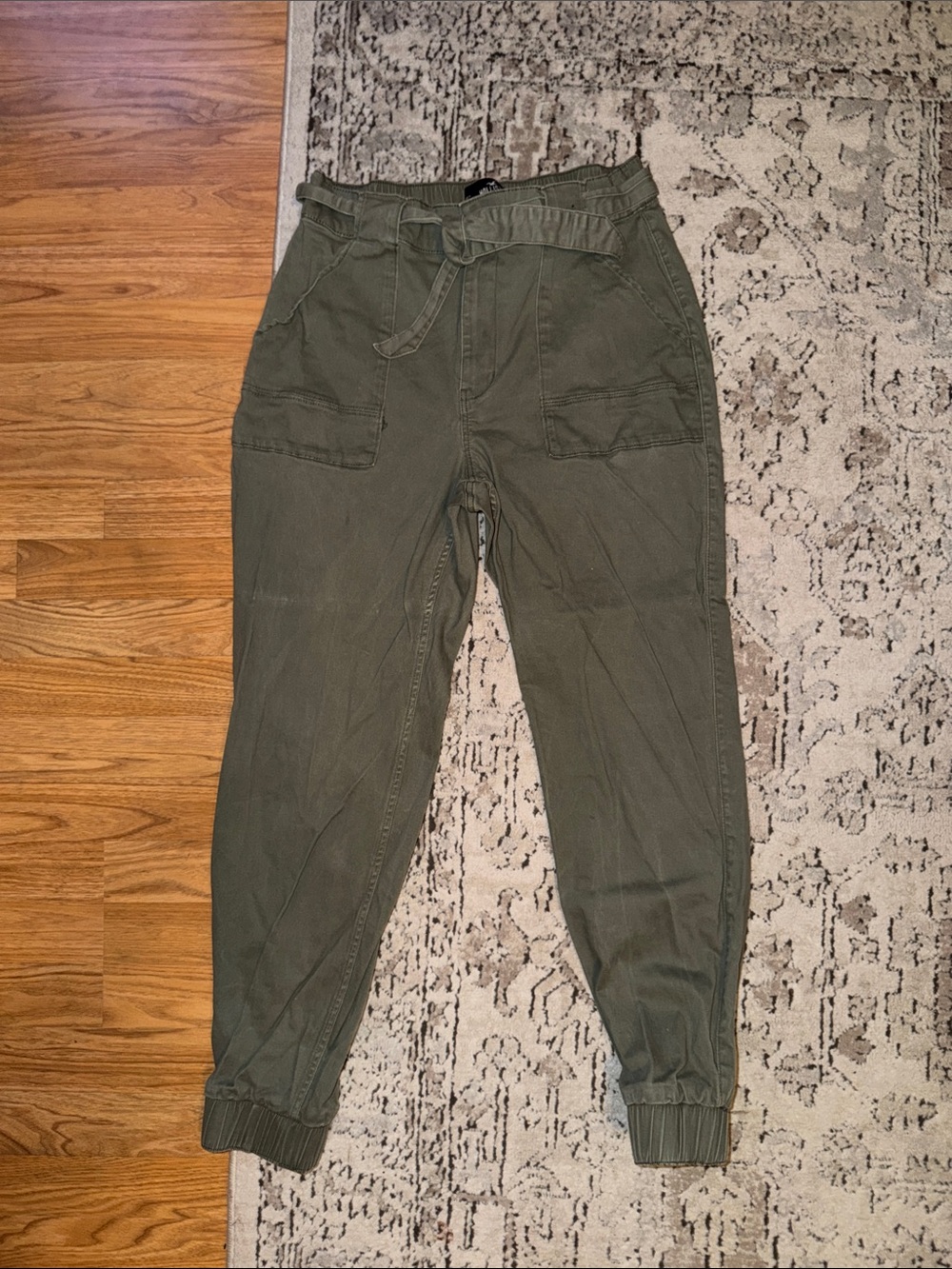Olive Green ultra High-Waist Cargo Joggers hollister tie front